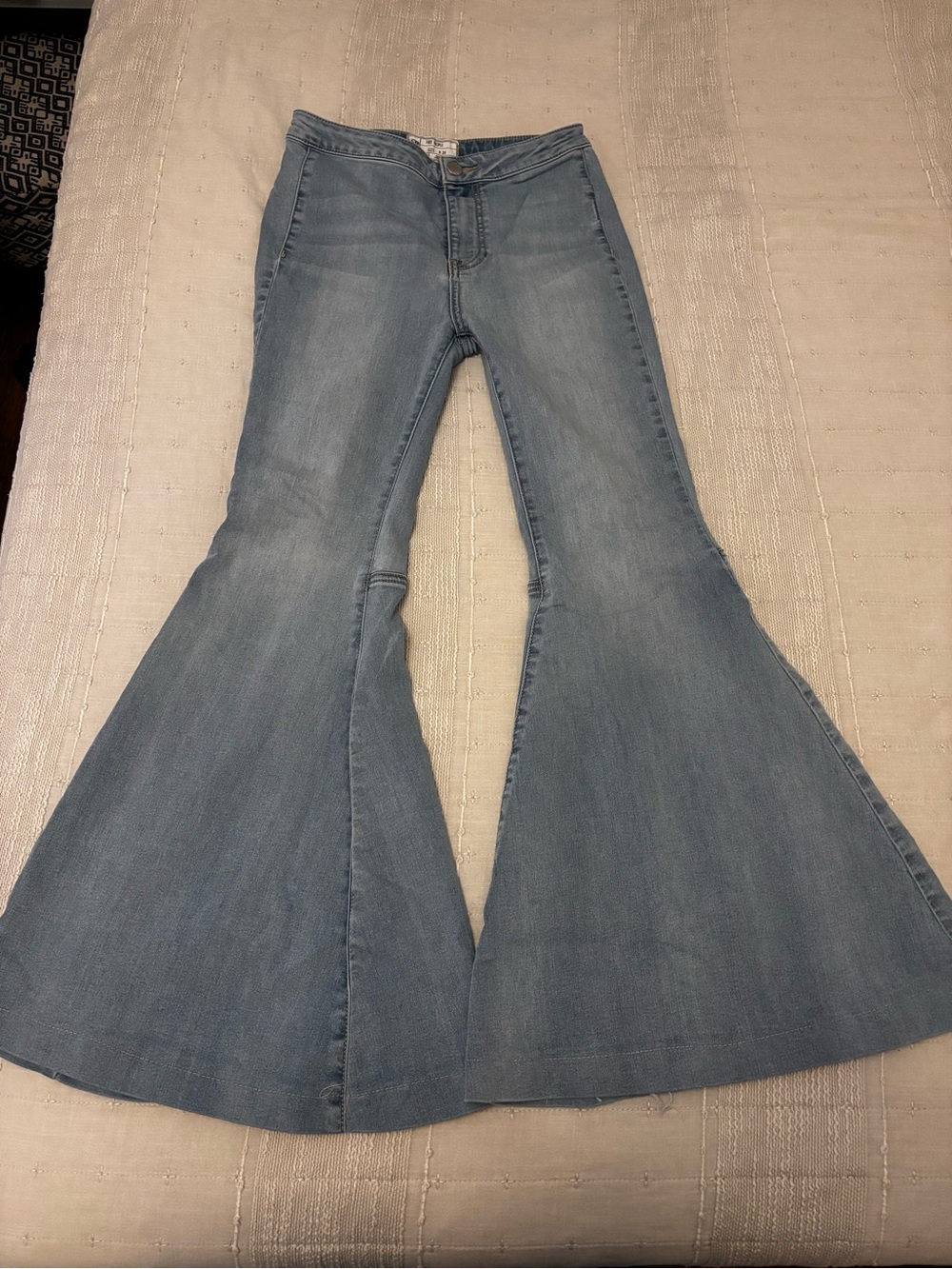 Free People, Float on,  Light Blue High-Rise Flare Jeans Size 26